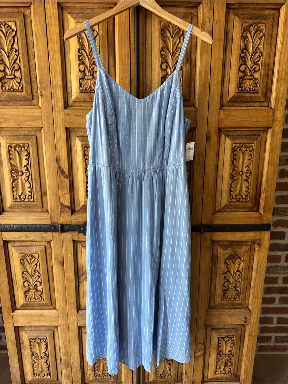 Old Navy Blue Pinstripe Spaghetti-Strap Midi Sundress